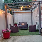 Close To Prospect Park, King Size Beds, 30 Minutes To Times Square, Free Parking
